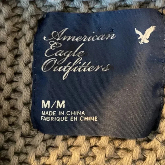 American Eagle Outfitters Chunky Cable Gray Wrap Over Front Sweater M - Picture 5 of 6